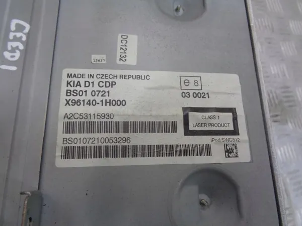 OEM X96140-1H000 Tehdas-CD-MP3-radio Kia Ceedille image 4