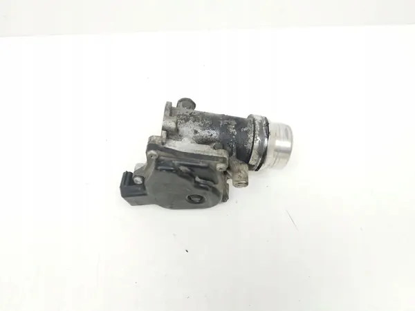 2016 Dacia Logan II Acelerador image 5