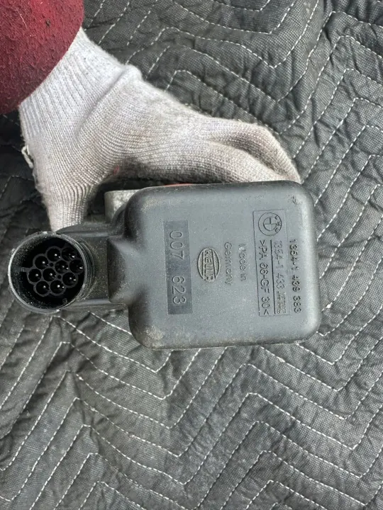 BMW OE 1439383 Spjällventil - Begagnad del image 3