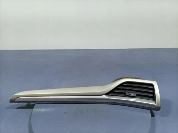 Höger ventilationsgall Ford Mondeo MK5 OEM DS73-F018B08-B image 2