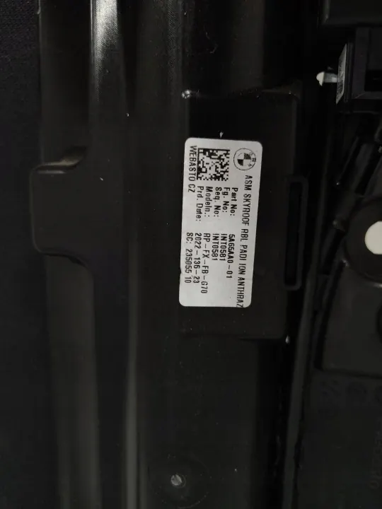 BMW 7 G70 Persianas Panorámicas Techo Solar OEM 1779613A image 8