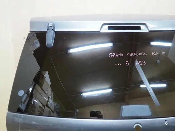 Takaluukku Jeep Grand Cherokee WK III 2005 image 2
