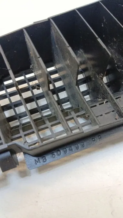 Vänster luftgallring OEM MB609499 för Mitsubishi 3000GT VR-4 image 7