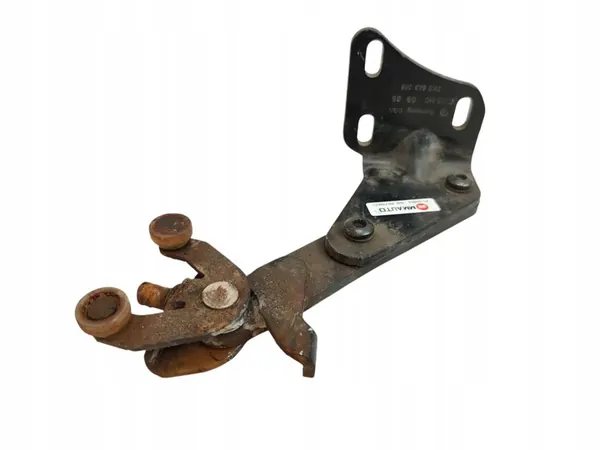 VW Caddy III Rechte Hintertürschloss 7H0843604 image 4