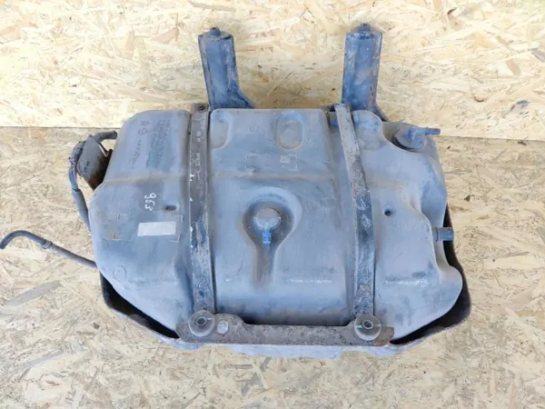 Tanque AdBlue Jeep Grand Cherokee OEM 68145550AF image 2