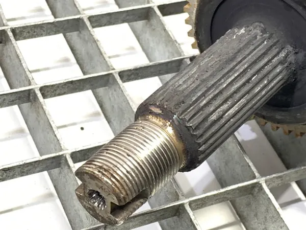 Fram Höger Axel KIA SPORTAGE III 49560-2S350 image 4