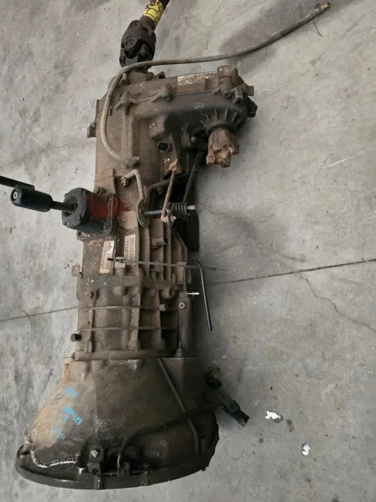 Boîte Manuelle Jeep Wrangler TJ OEM P52104678AA image 3