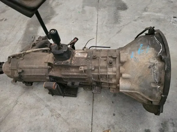 Boîte Manuelle Jeep Wrangler TJ OEM P52104678AA image 4