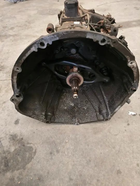 Boîte Manuelle Jeep Wrangler TJ OEM P52104678AA image 7
