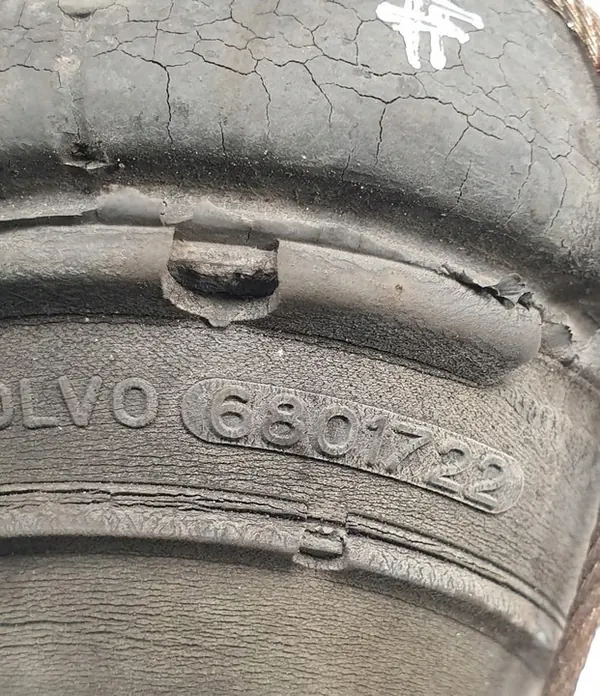 Soporte de motor Volvo V70 I 2.4 10V 6801722 image 4