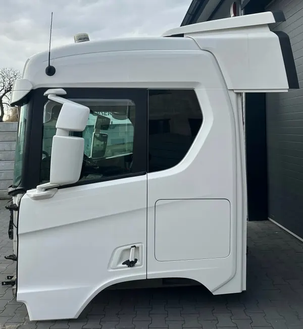 Cabine Scania R OEM 293742 - État Utilisé image 3