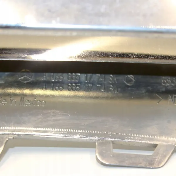 Acabamento do farol esquerdo Mercedes-Benz GL X166 A1668851774 image 5