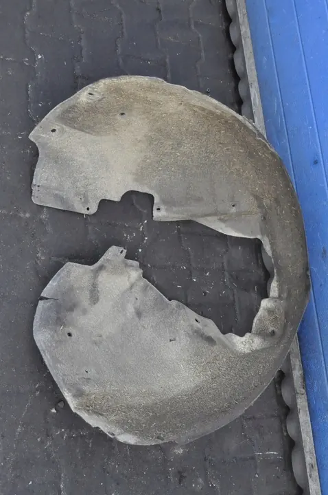 AUDI A4 B6 Front Left Wheel Arch 8E0821171C image 5