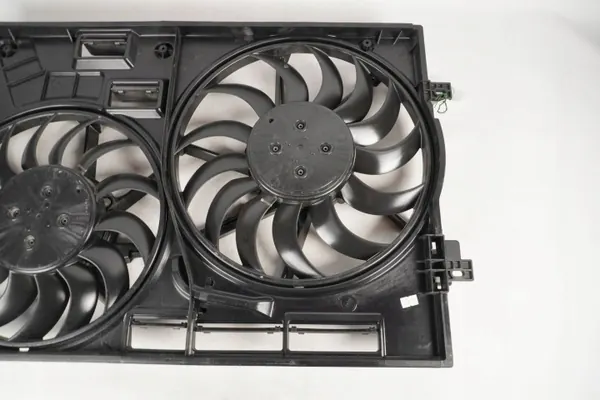 Gebruikte radiatorventilator OEM 3Q0959455A voor VW Passat B8 image 3