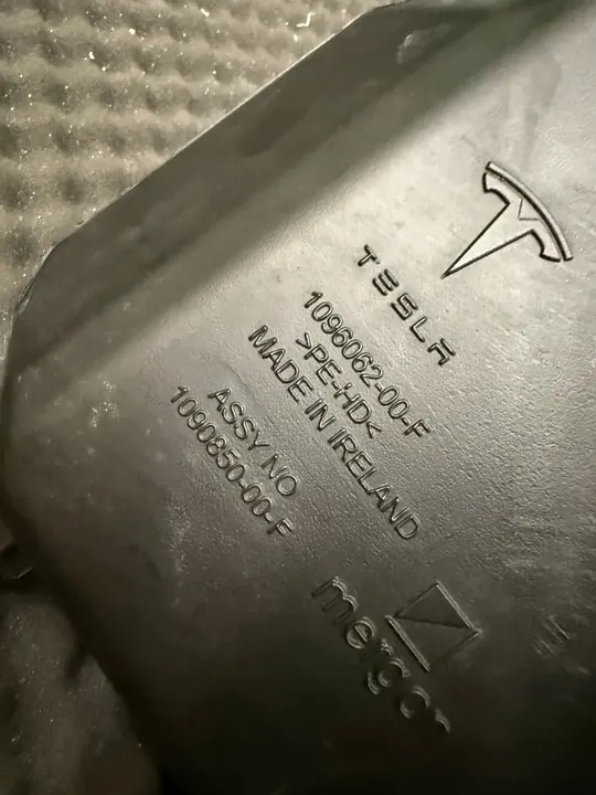 Pyyhkijännestepullot Tesla Model 3 image 7