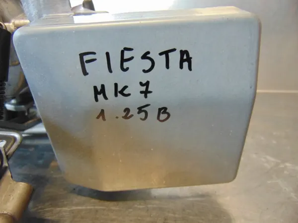 Ford Fiesta MK7 Elektrische stuurkolom A0010843 image 7