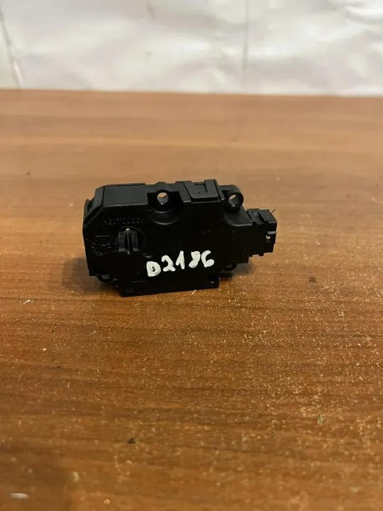 BMW D2186 luukkumoottori 3-sarja E90 2006 image 2