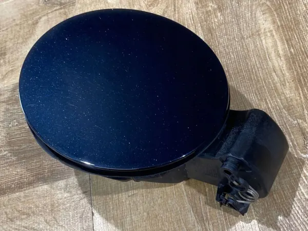Polttoainesäiliön kansi OEM HY3227936BA Land Rover L462 image 4
