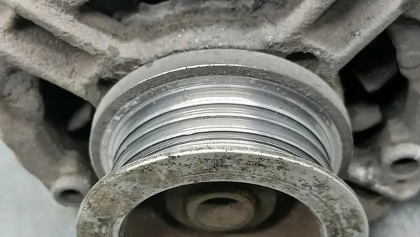 Vaihtovirtageneraattori Opel Astra G 1.6B 3D 98R HB 90561970 image 3