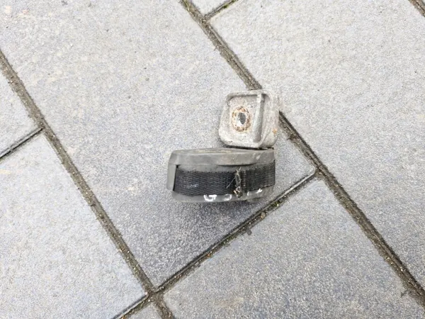Achter uitlaatbeugel OEM 8582060, linkerkant image 2