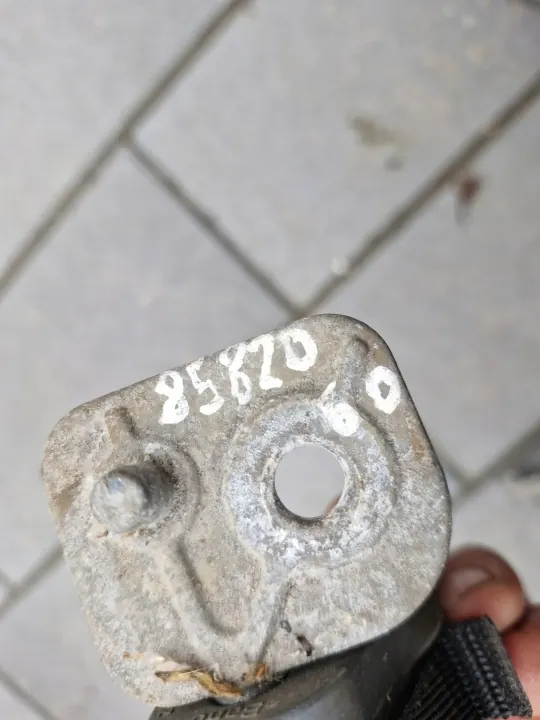 Achter uitlaatbeugel OEM 8582060, linkerkant image 3