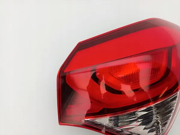 HYUNDAI I20 II 2 2014- Luz Trasera Derecha 92402-C8000 image 5