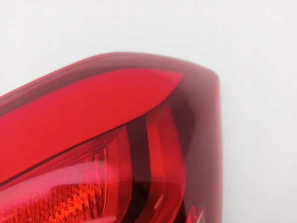 HYUNDAI I20 II 2 2014- Luz Trasera Derecha 92402-C8000 image 9