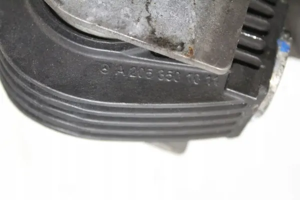 Support de réducteur arrière OEM A2053501011 Mercedes-Benz image 4