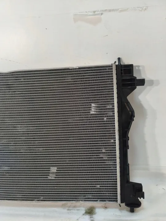 Radiador Motor MG OEM tt253G 11645134 Usado image 7