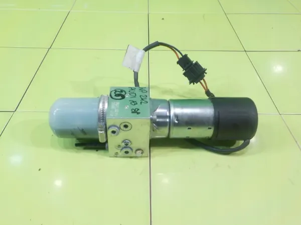Bomba de techo Audi A3 8P Cabrio OEM DAJ1-110913 1042219 image 2