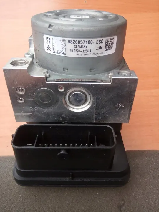 Peugeot 208 ABS-Pumpe OEM 9826857180 - Gebraucht image 2