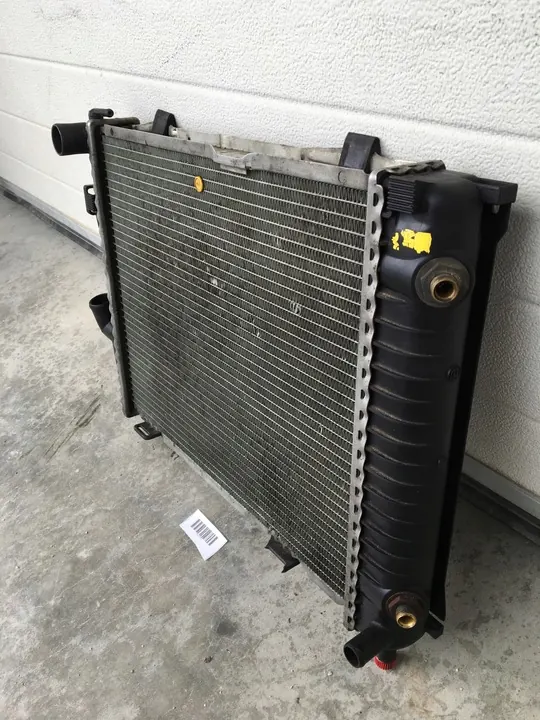 Vattenkylare Mercedes W124 E280 E320 300E-24V M104 image 4