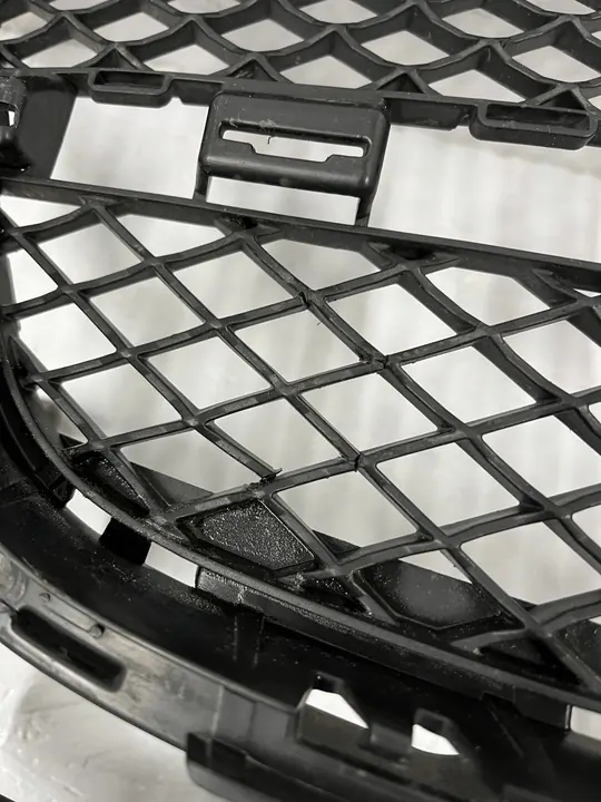 GRILLE MERCEDES CLS 218 W218 AMG A2188851765 image 5