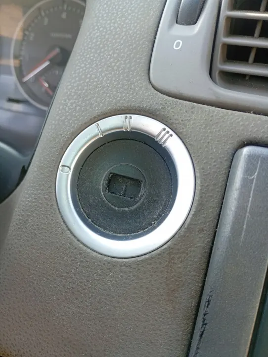 Interruptor Volvo S40 2.4 OEM MM-1103-37 con llaves image 4