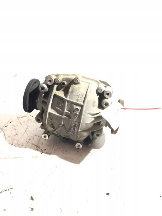 Audi Q5 SQ5 Taka-akselin differenssiaali OEM 4460310067A image 4