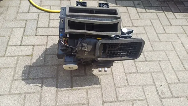 RENAULT CAPTUR II 19- 1.0 TCE Verwarming 215030232R image 5