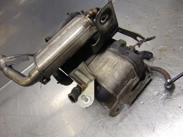 Webasto extravärmare OEM 1K0815065R VW Touran image 4