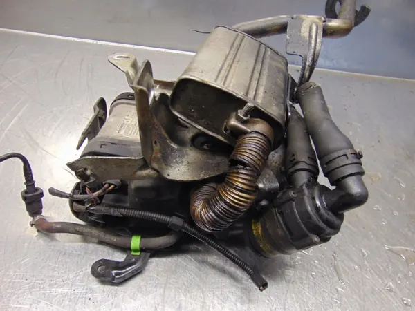 Webasto extravärmare OEM 1K0815065R VW Touran image 5
