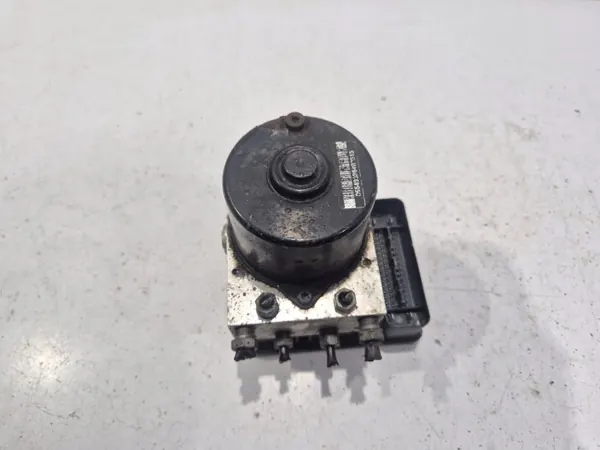 Pompe ABS OEM 10.0960-3927.3 pour Peugeot 207 image 9