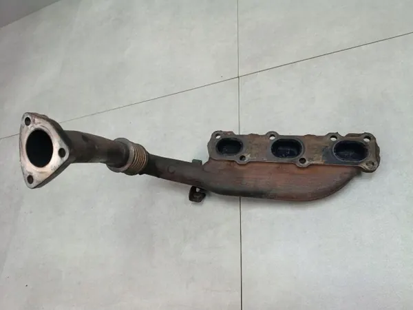 Jeep Grand Cherokee Pakoputken keräin OEM 21052111F image 6
