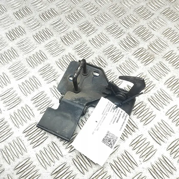 Cierre de seguridad capó VW Amarok 2.0L 6Q0823480D image 5