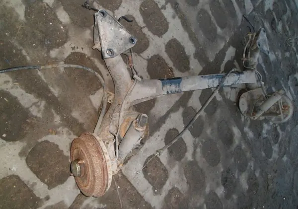 Traversa di Sospensione Posteriore con ABS Fiat Panda II 2003-2012 image 7