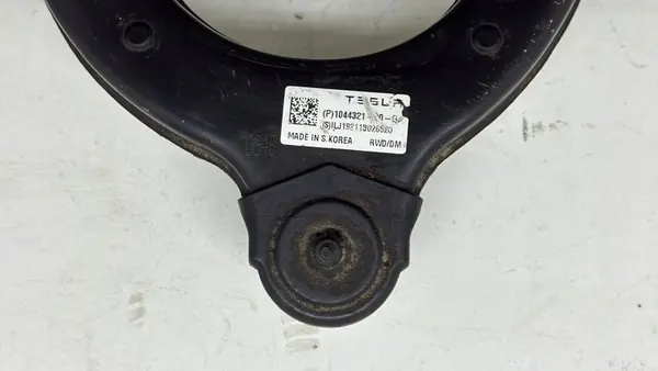 Braccio di Controllo Superiore Sinistro Anteriore Tesla Model 3 Y 17- OEM image 2