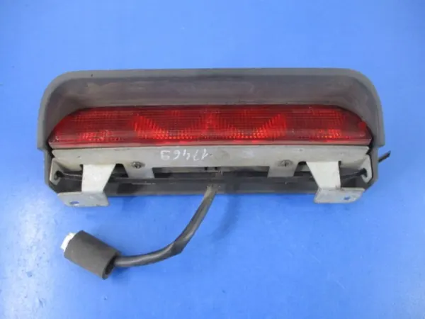 Feu Stop Troisième Mitsubishi Colt VI Z30 OEM 09967029 image 2