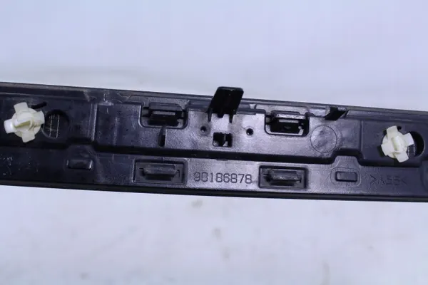 OEM 98186878 Rechter Railafdekking Peugeot Rifter image 4