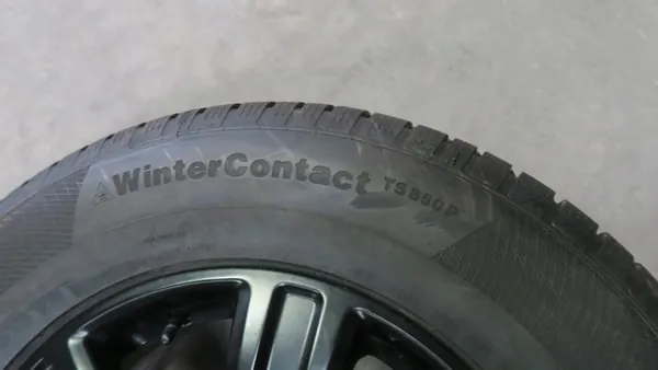 FORD RANGER 17" ALUMINIUMFÄLGAR VINTER TPMS ORIGINAL image 6