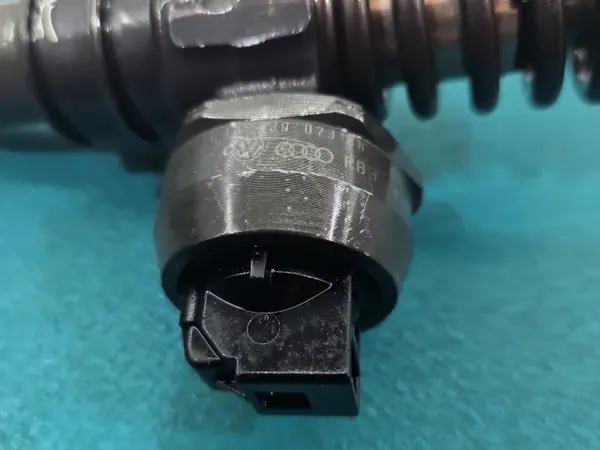 Pompe à lave-glace OEM 0414720313 testée 1.9 TDI image 3