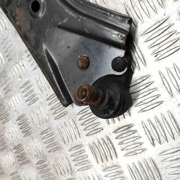 Braccio di controllo inferiore anteriore sinistro Fiat Doblo 2013 image 5