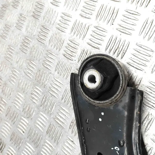 Braccio di controllo inferiore anteriore sinistro Fiat Doblo 2013 image 6