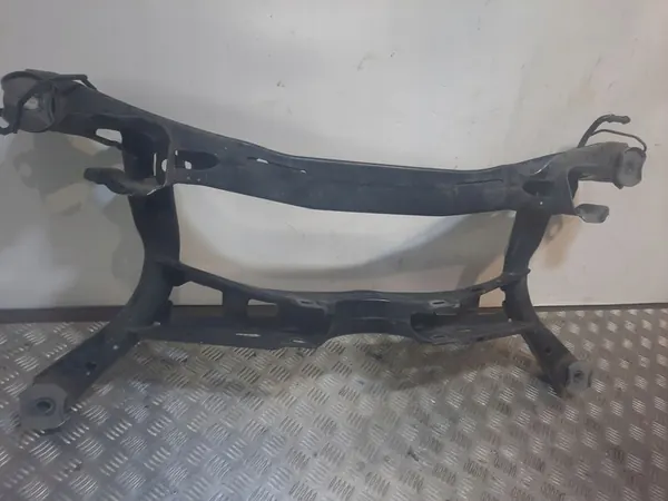 AUDI Q3 83A 2021 Trave di Sospensione Posteriore image 3